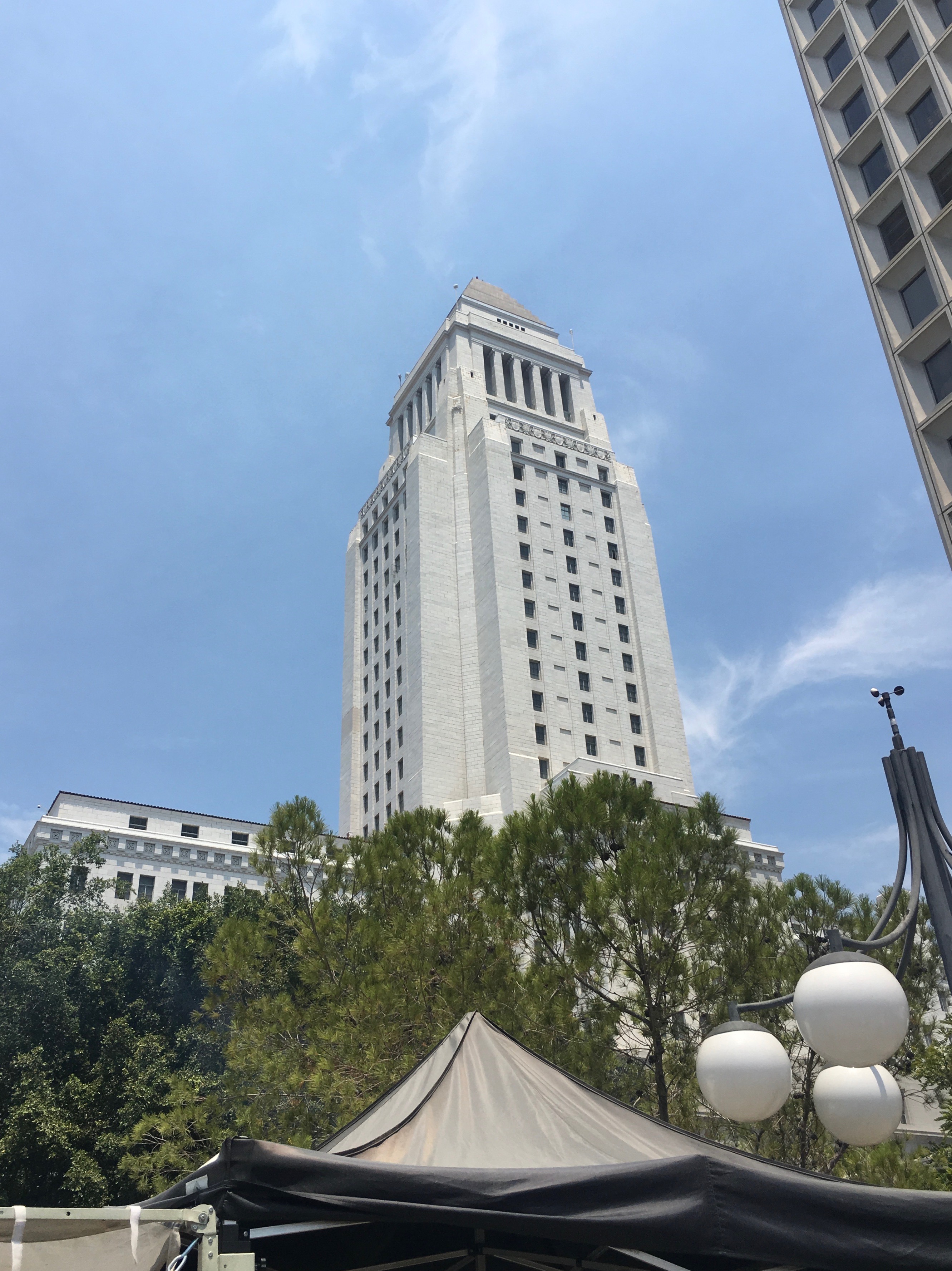 city-hall-farmers-market